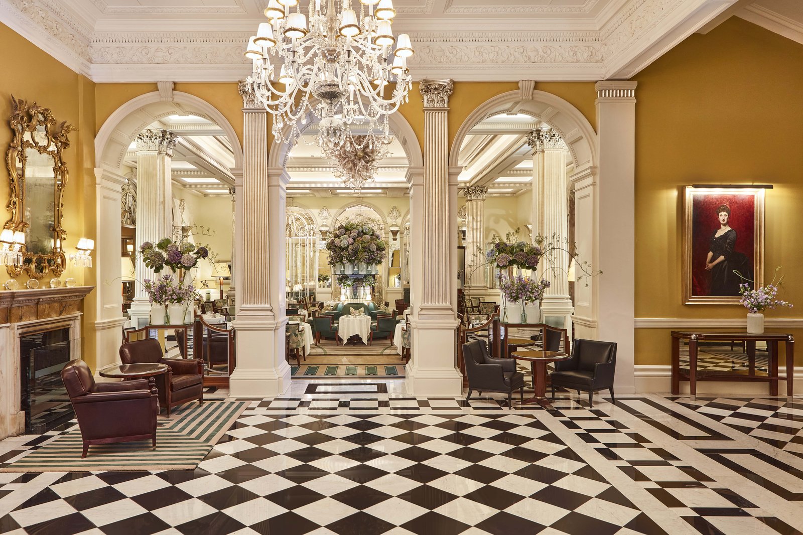 Claridge's — vibe