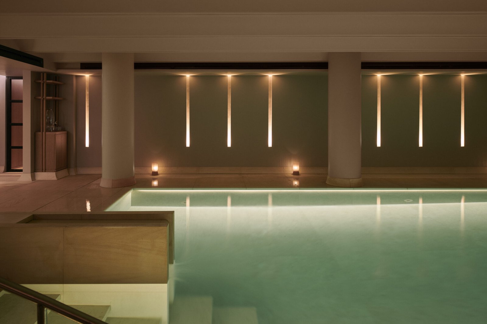 Claridge's — vibe