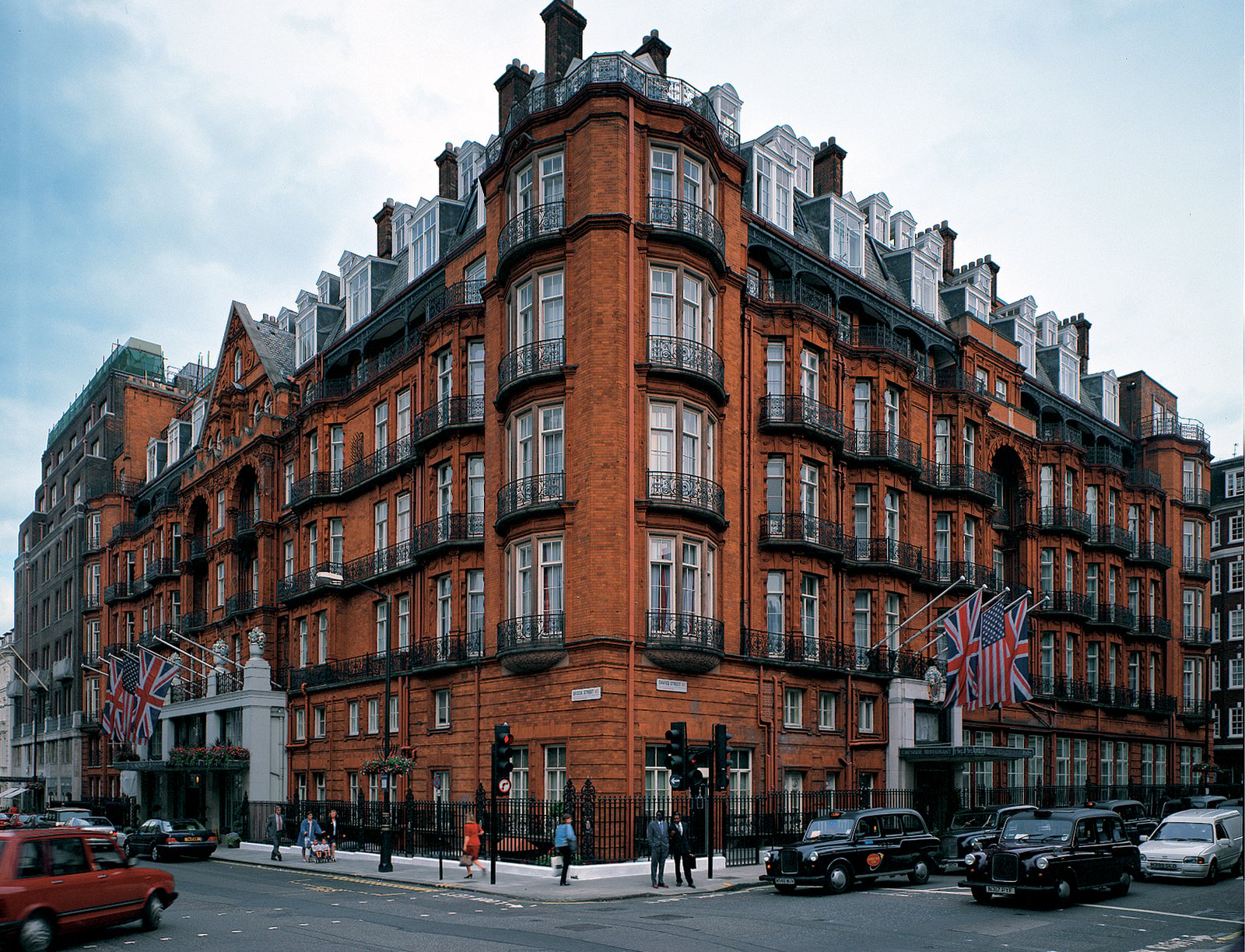 Claridge's — backstory