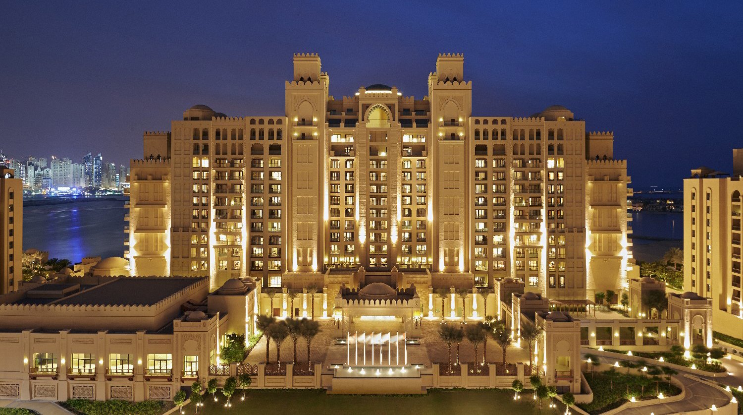 Fairmont The Palm — vibe