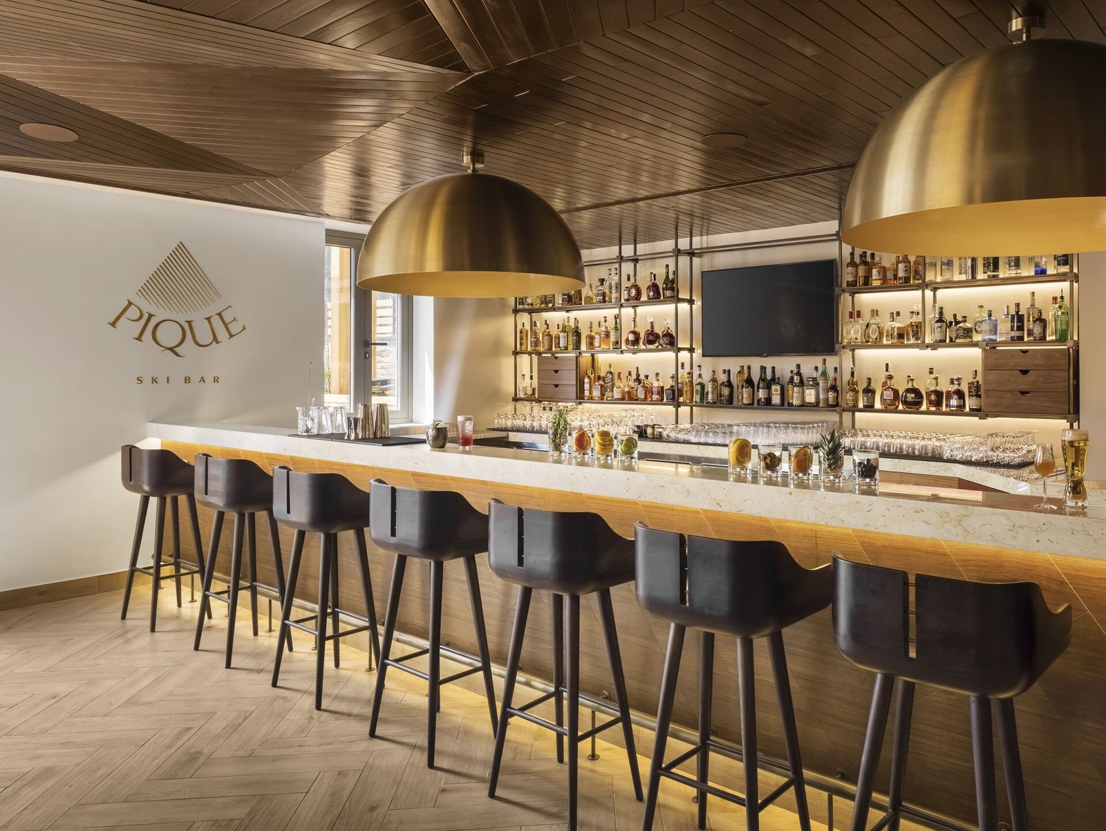 Viceroy Kopaonik Serbia, pique ski bar