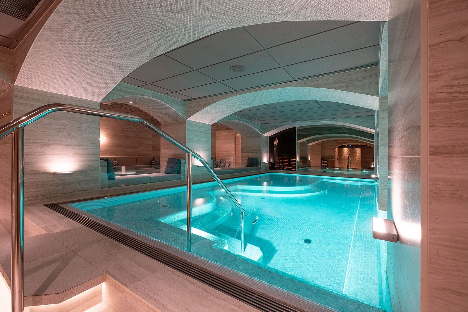 Hotel Riverton, the pool