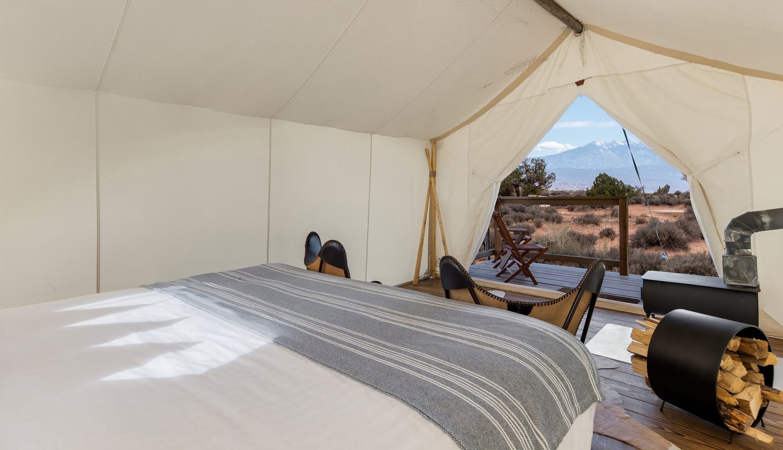 Under Canvas Moab, rooms