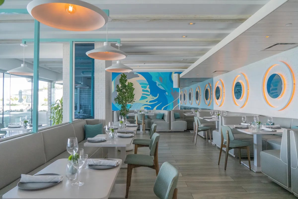 Condado Ocean Club, social