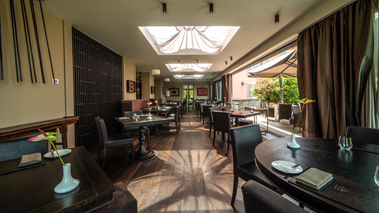 Relais Villa d'Amelia, at the table