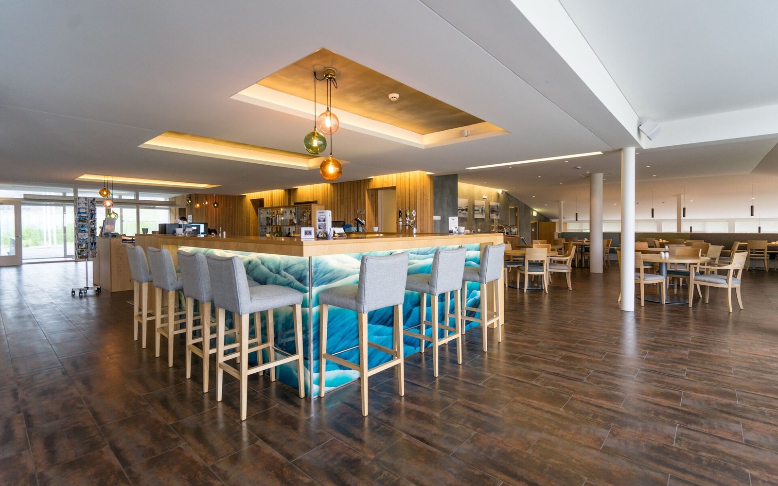 Fosshotel Vatnajökull, at the table