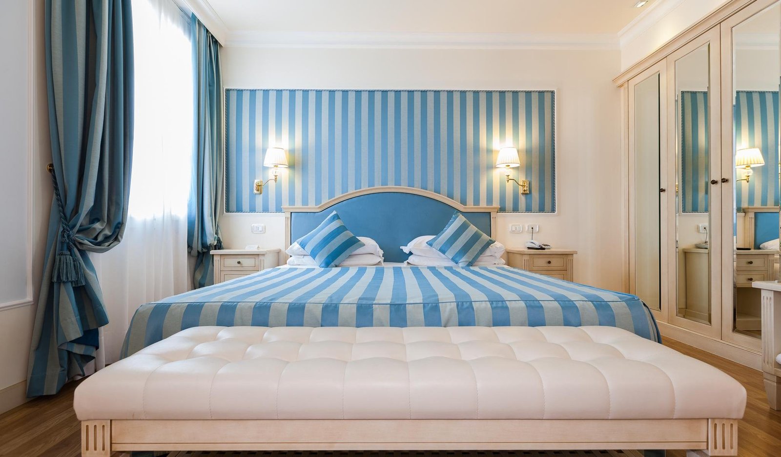 Hotel Italia Palace, rooms