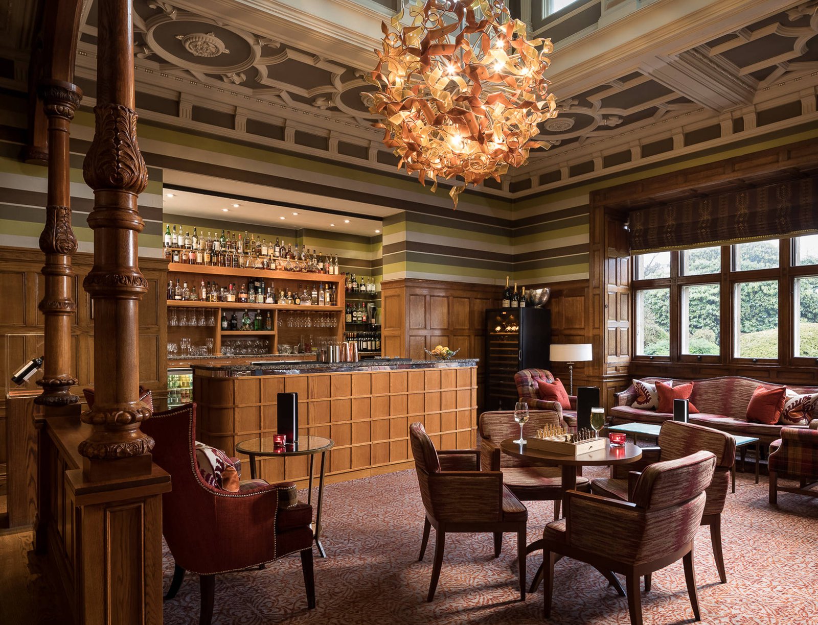 South Lodge, the billiard bar