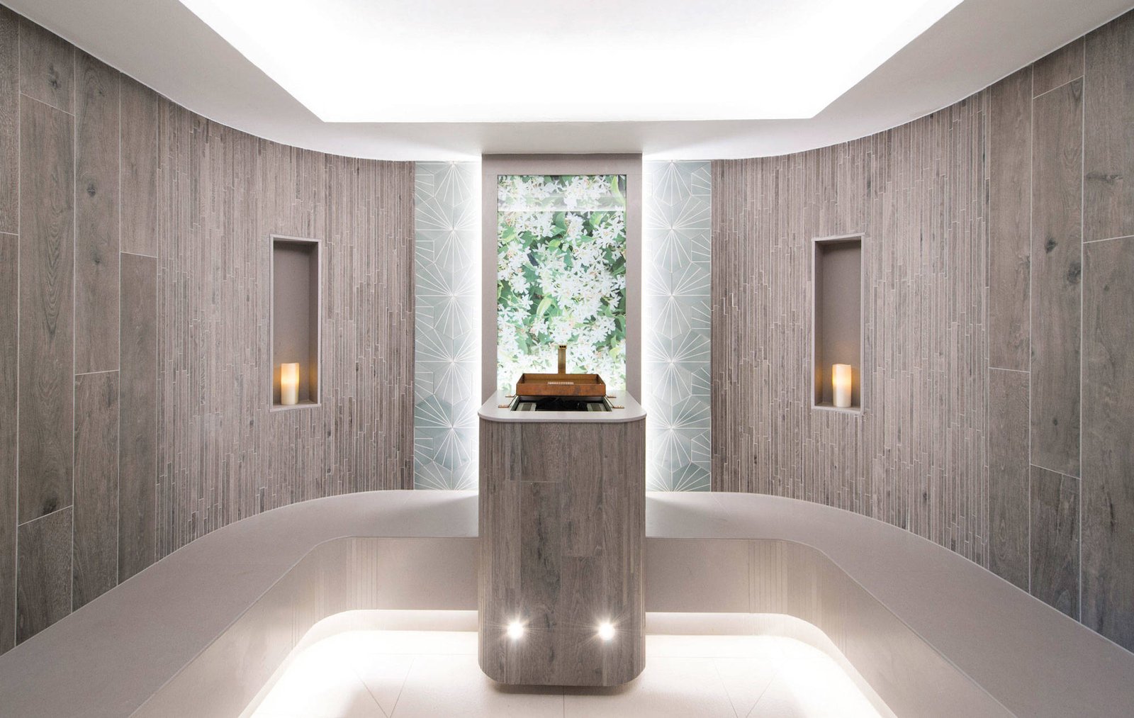 South Lodge, the spa