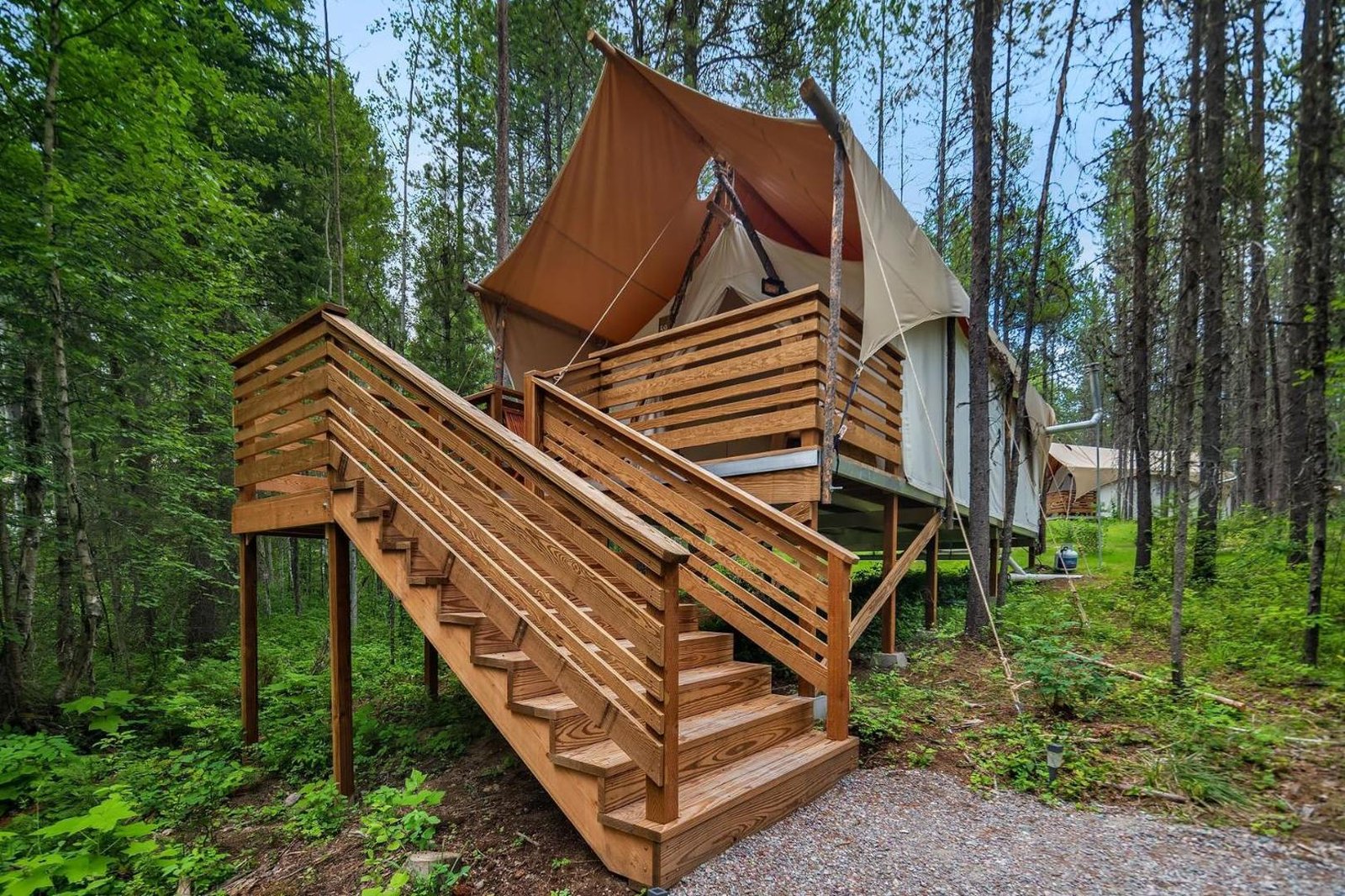 Under Canvas Glacier, rooms