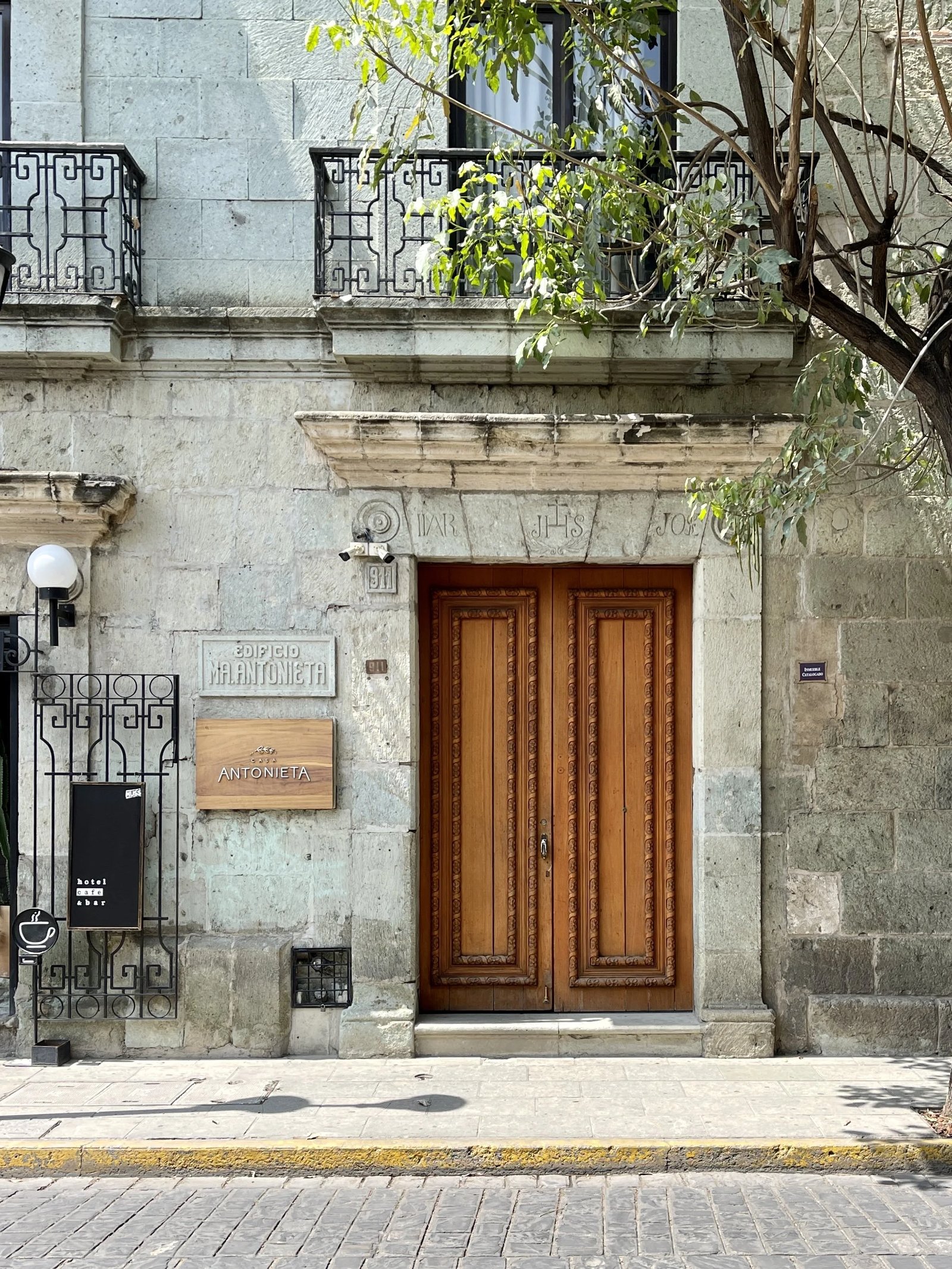 Casa Antonieta, how it began