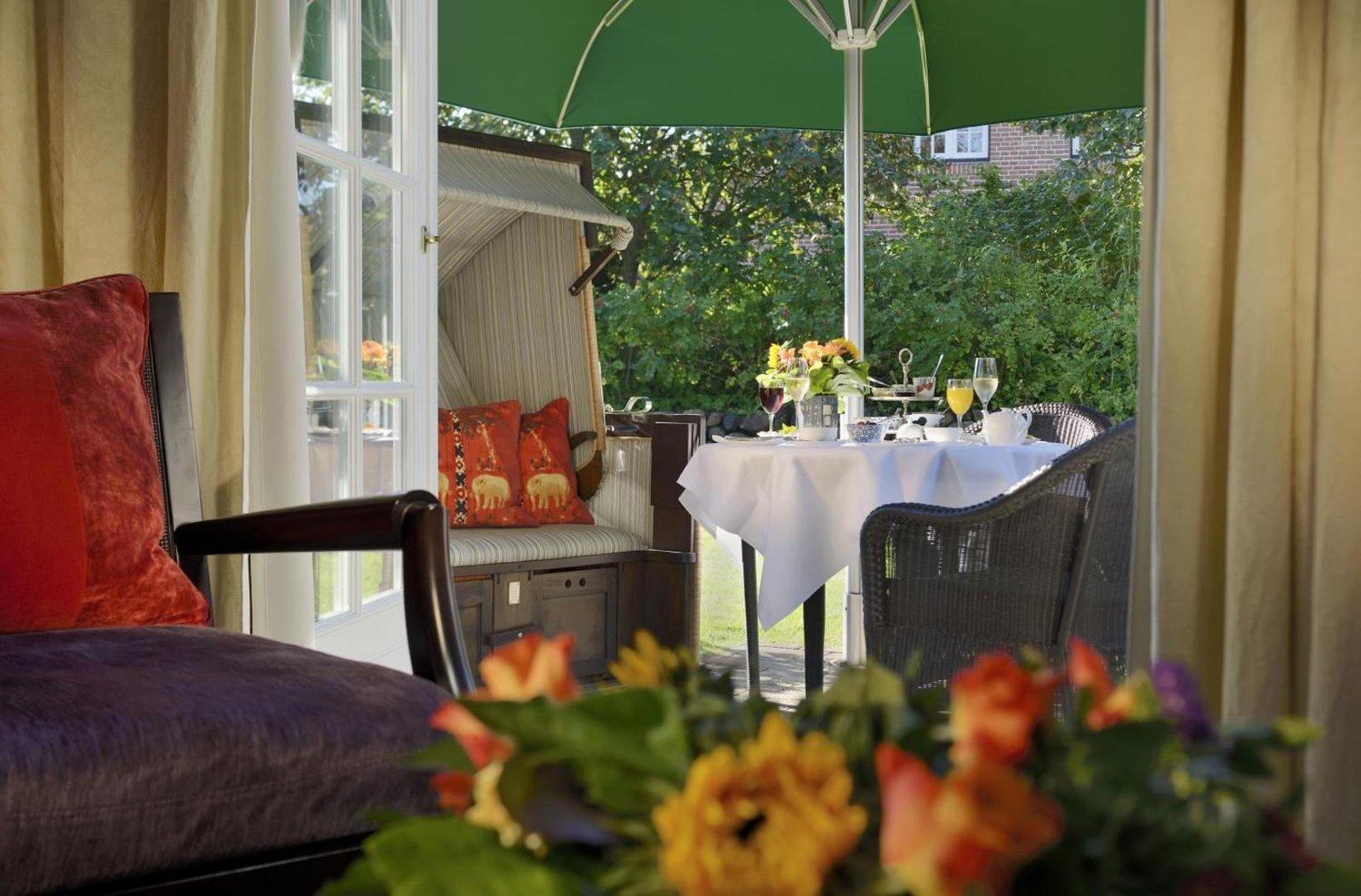 Hotel Village, Kampen Sylt, at the table