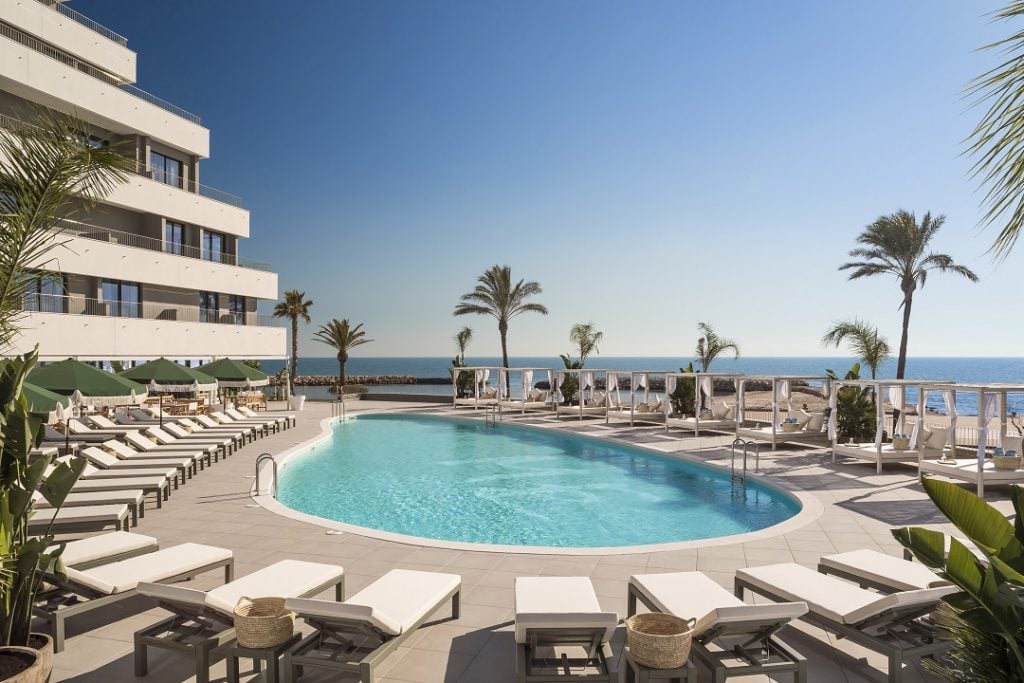 ME Sitges Terramar, the pool