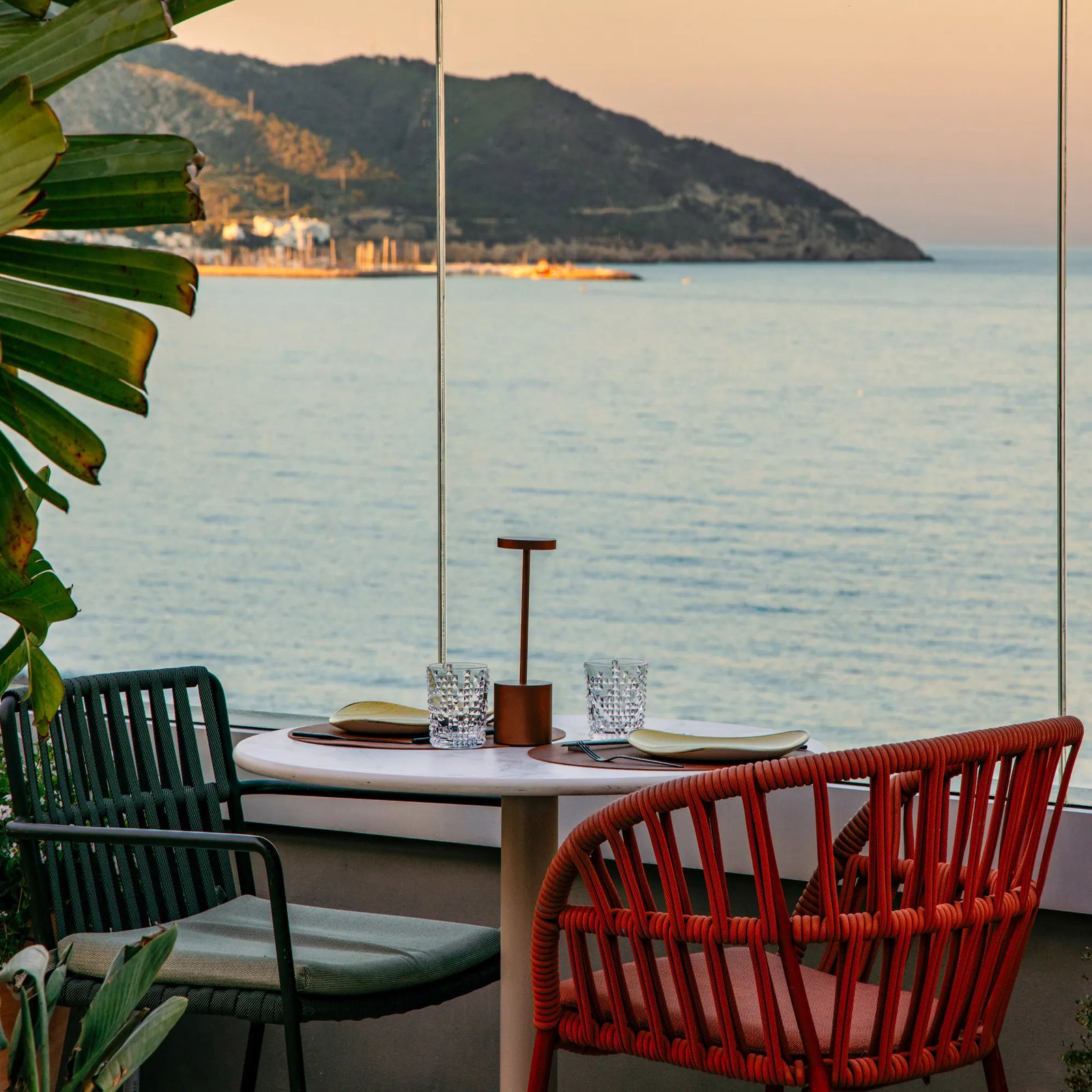 ME Sitges Terramar, radio rooftop bar sitges