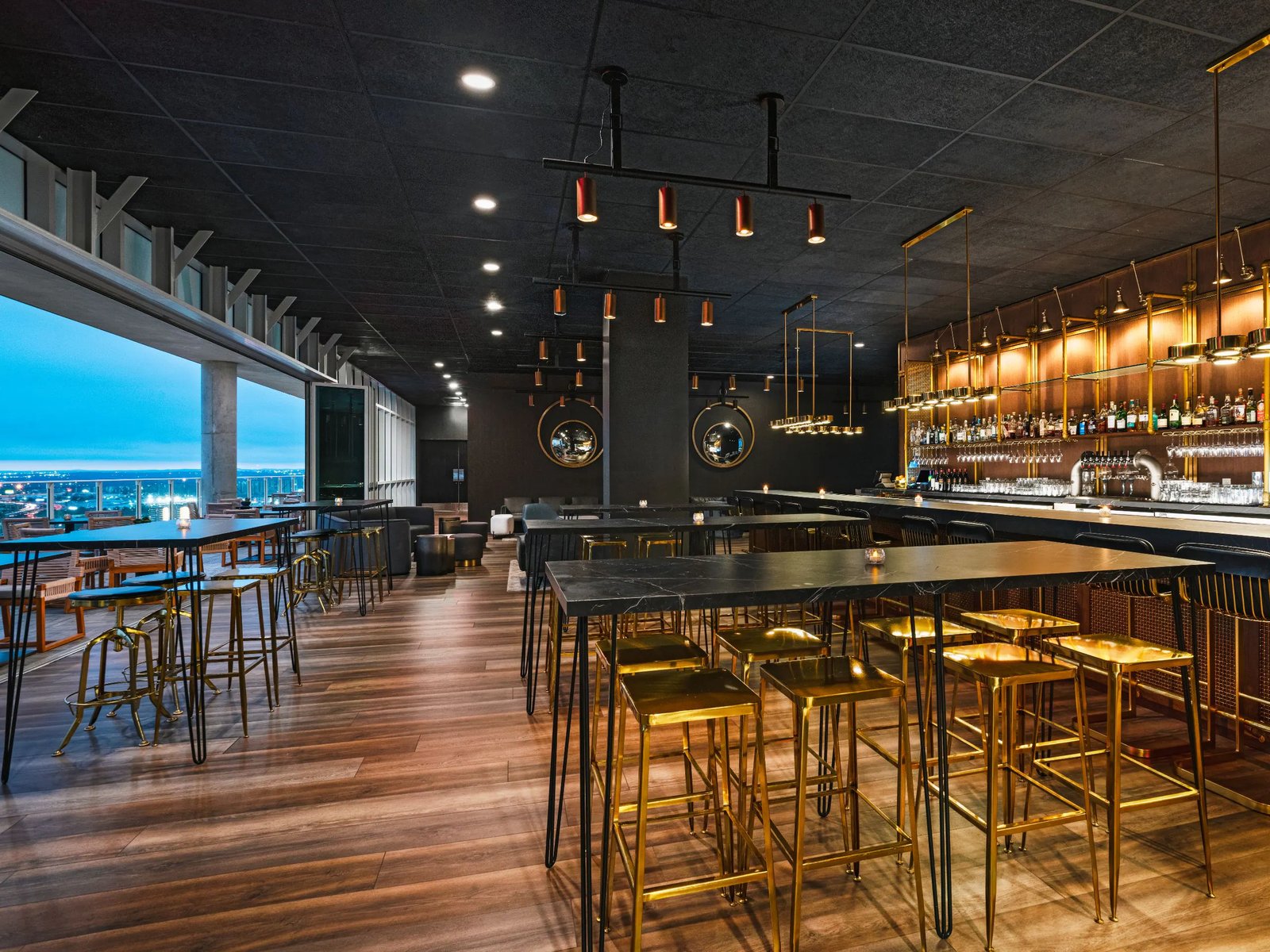 Thompson San Antonio – Riverwalk, by Hyatt, the moon's daughters