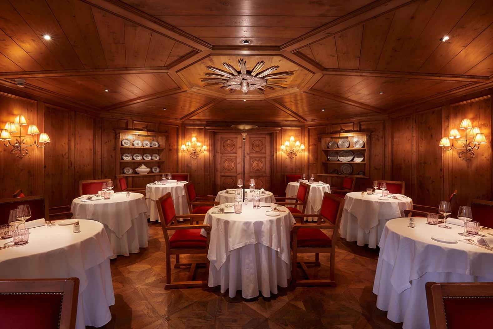 Hotel Miramonti, restaurant coeur de bois
