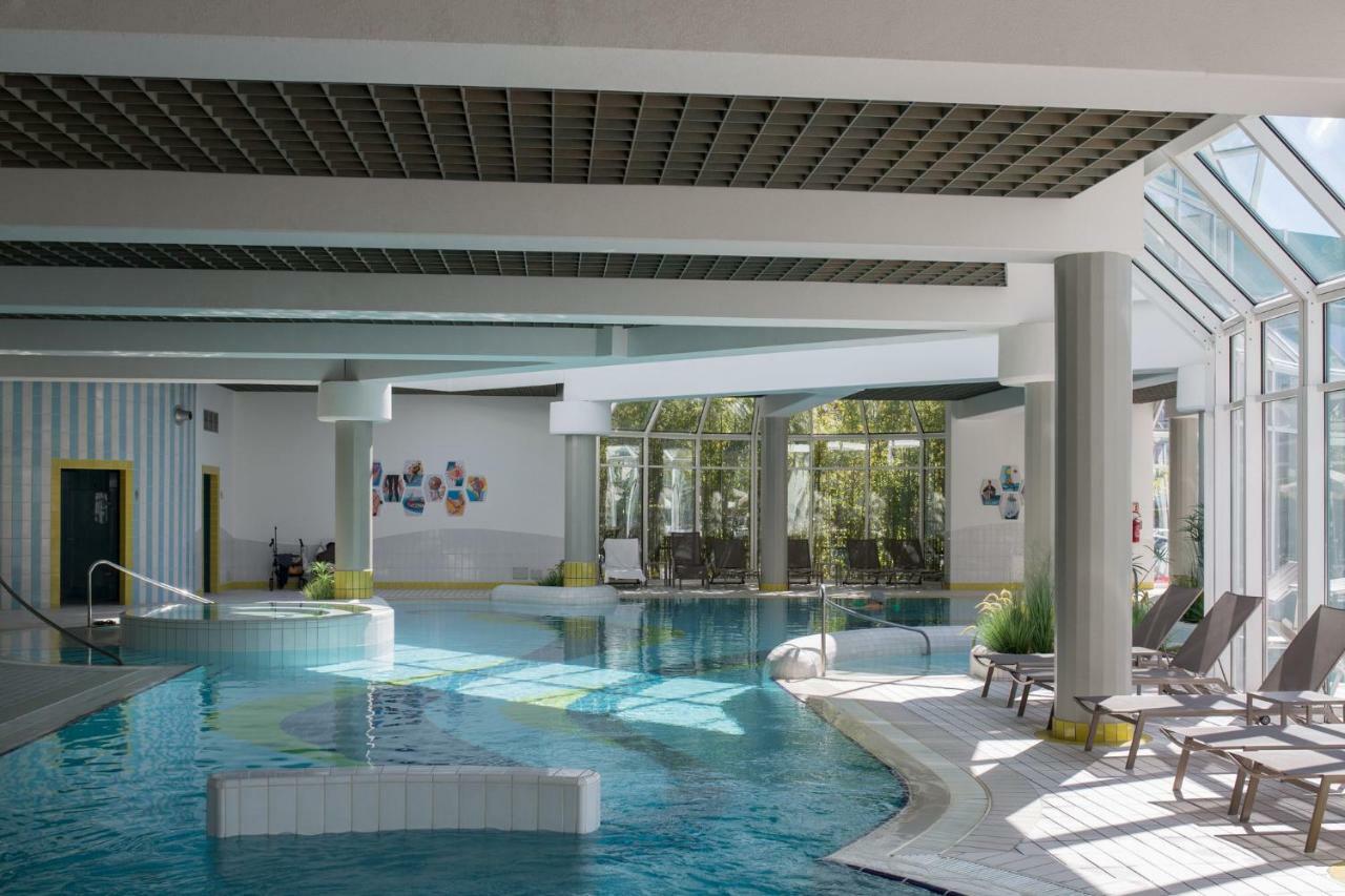 Hotel Savoy, the pool