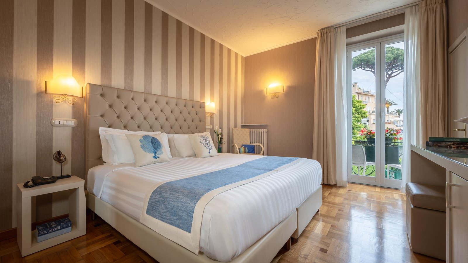 Hotel Metropole, rooms