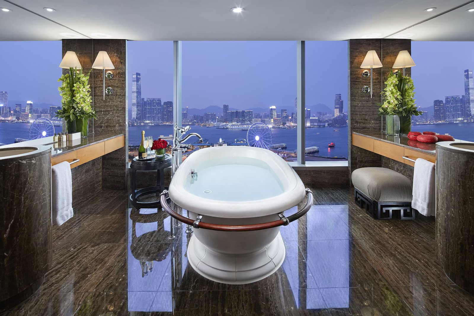 Mandarin Oriental Hong Kong — rooms