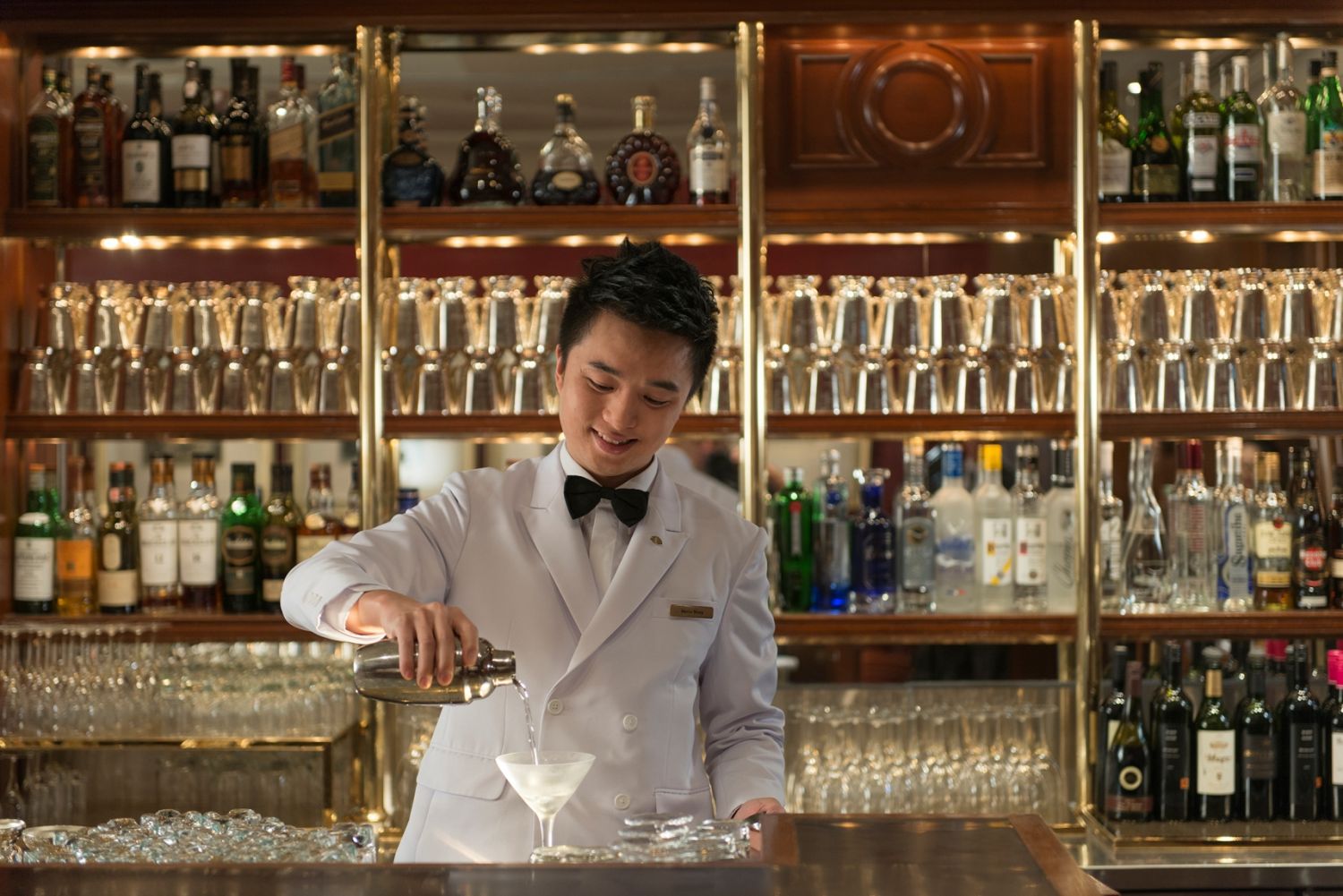 Mandarin Oriental Hong Kong — eat & drink