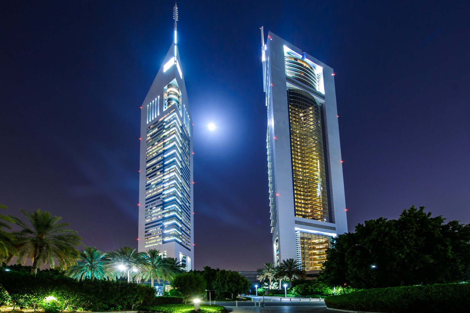 Jumeirah Emirates Towers — backstory