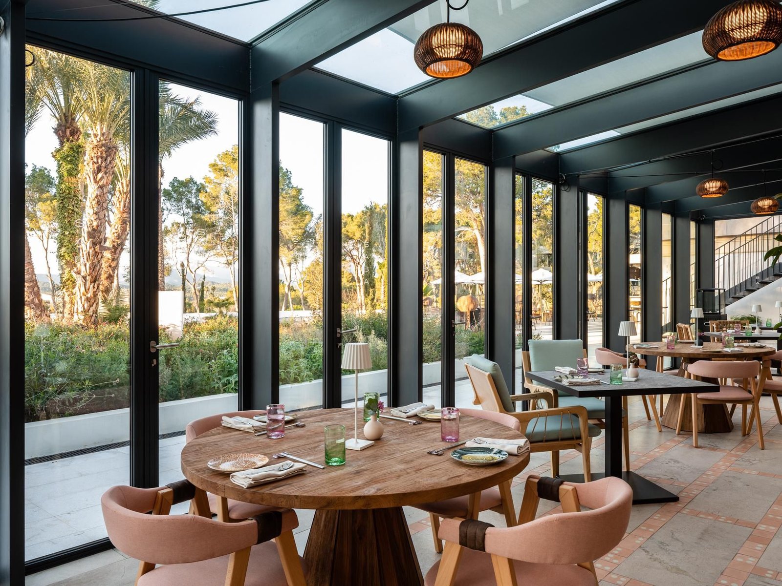 Kimpton Aysla Mallorca, at the table