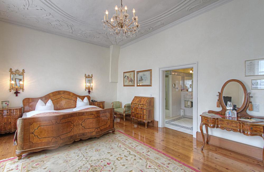 Hotel Orphee, rooms
