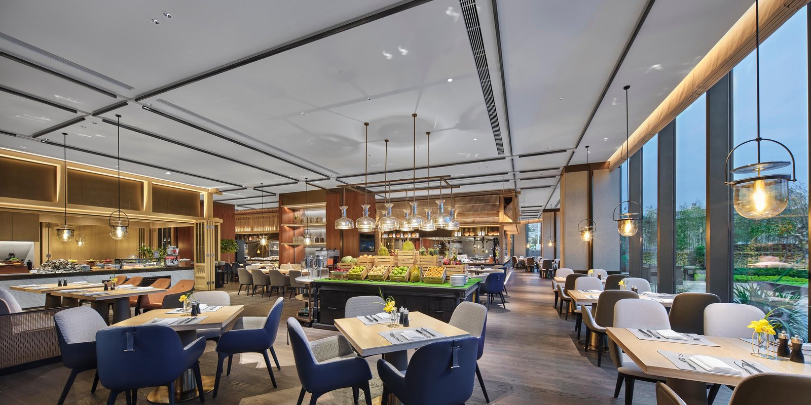 InterContinental Dongguan, at the table