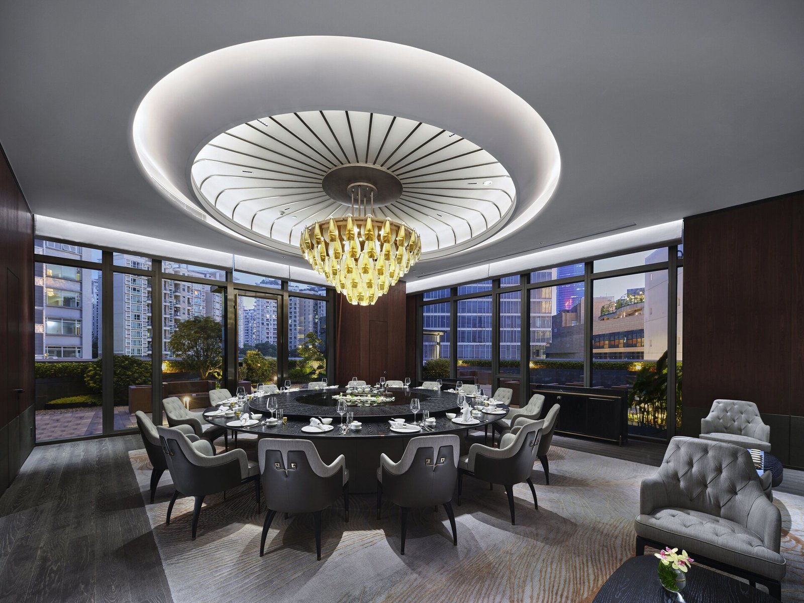 InterContinental Dongguan, at the table