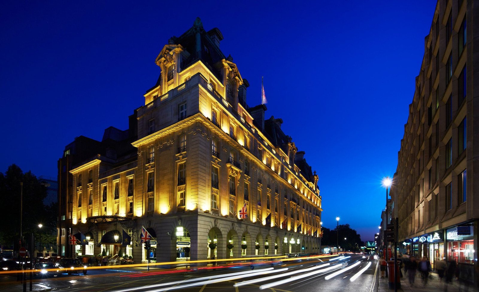 The Ritz London — vibe