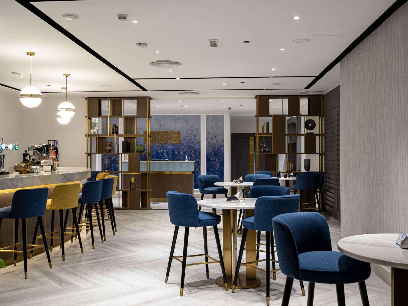 Sofitel Dubai Jumeirah Beach — eat & drink