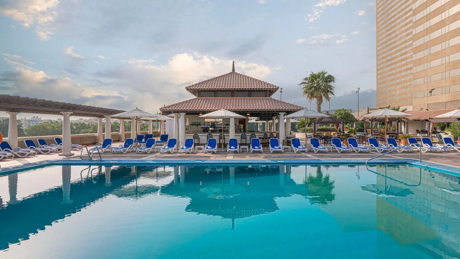 Hyatt Regency Dubai — vibe