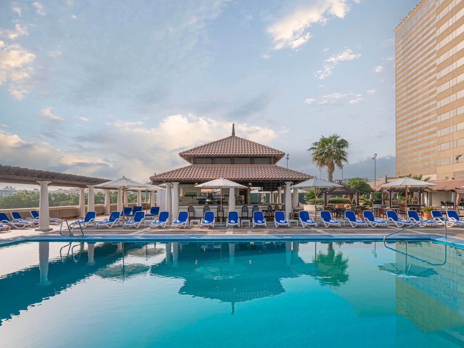 Hyatt Regency Dubai, the pool