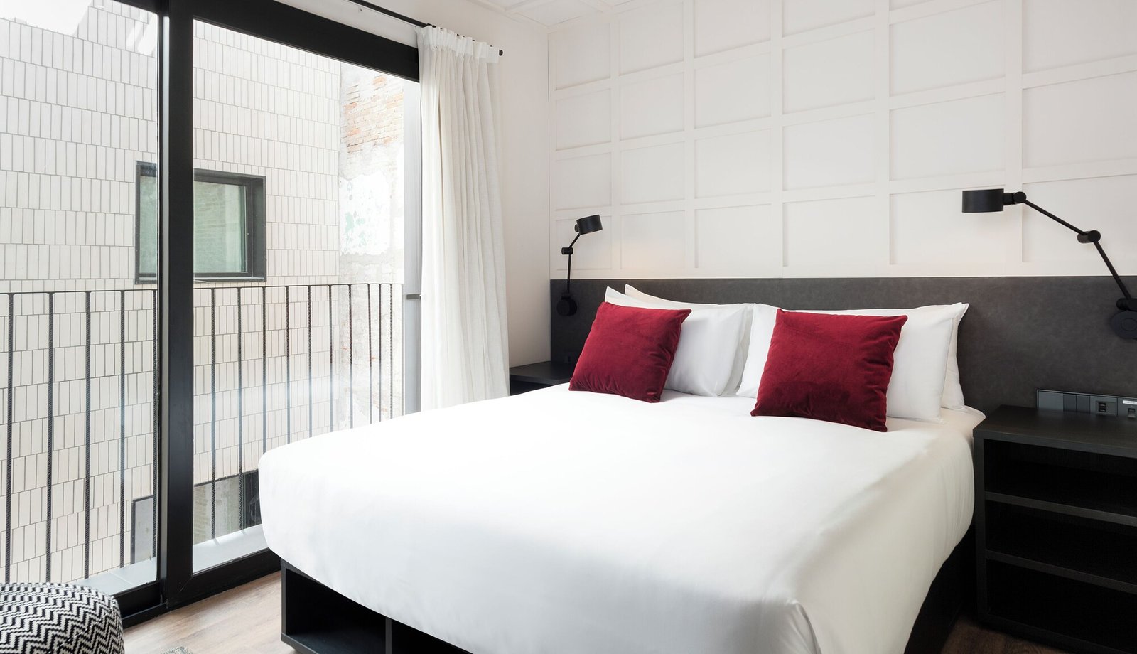 Yurbban Ramblas, rooms