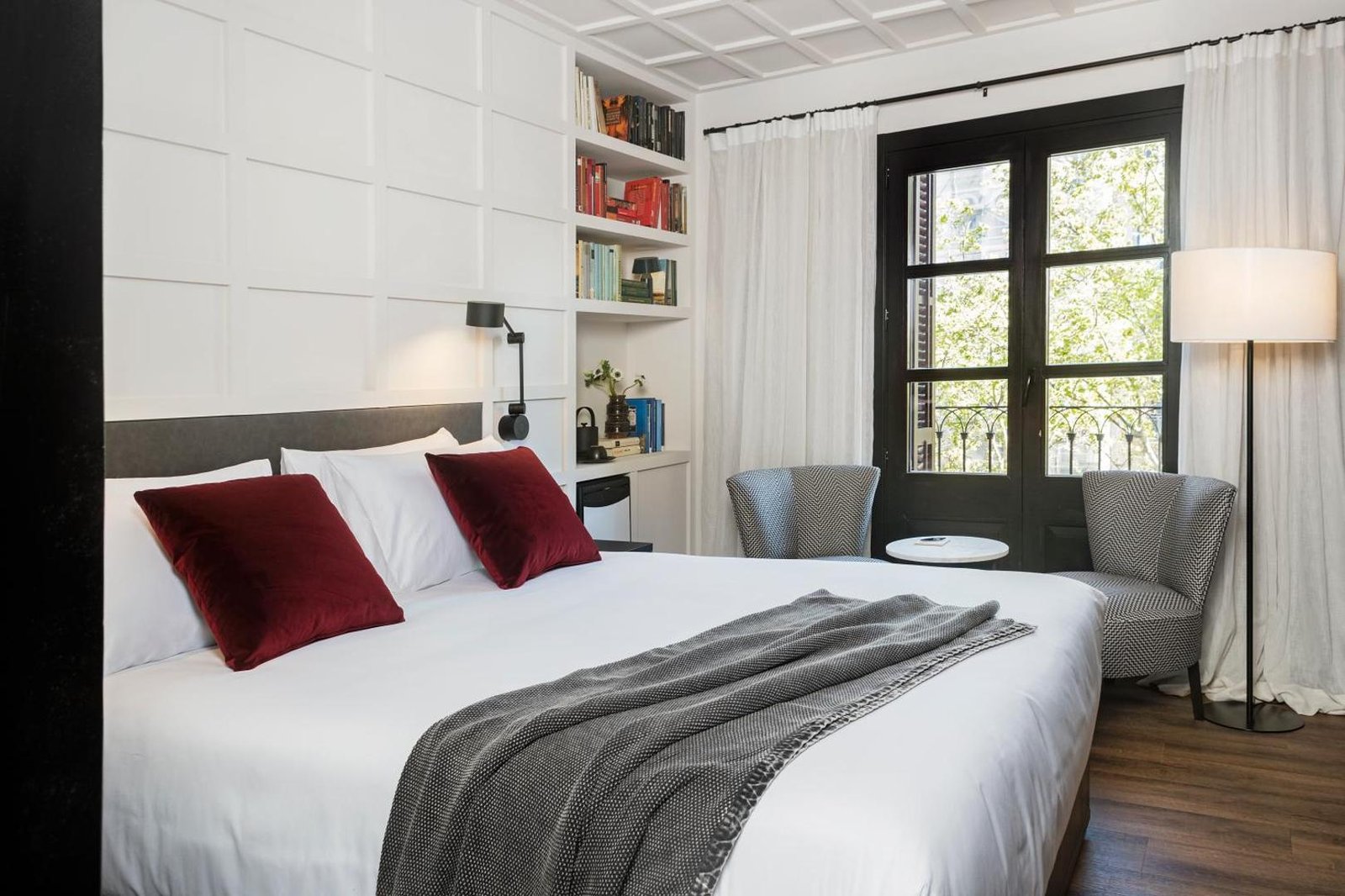 Yurbban Ramblas, rooms