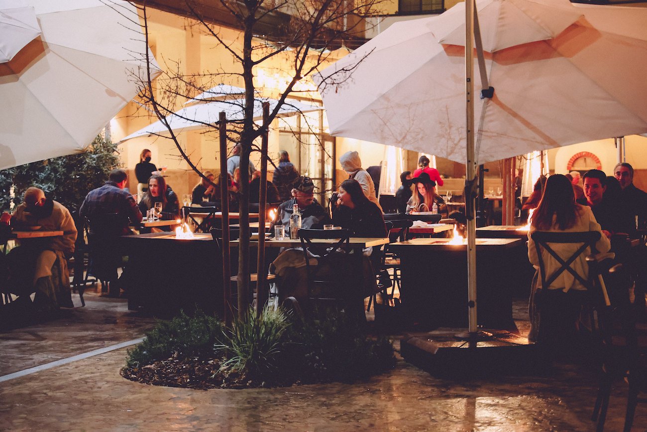 Hotel Winters, carboni's ristorante, bar, and market