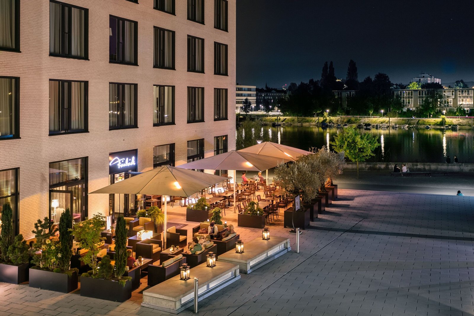 Hotel 47°, friedrichs brasserie