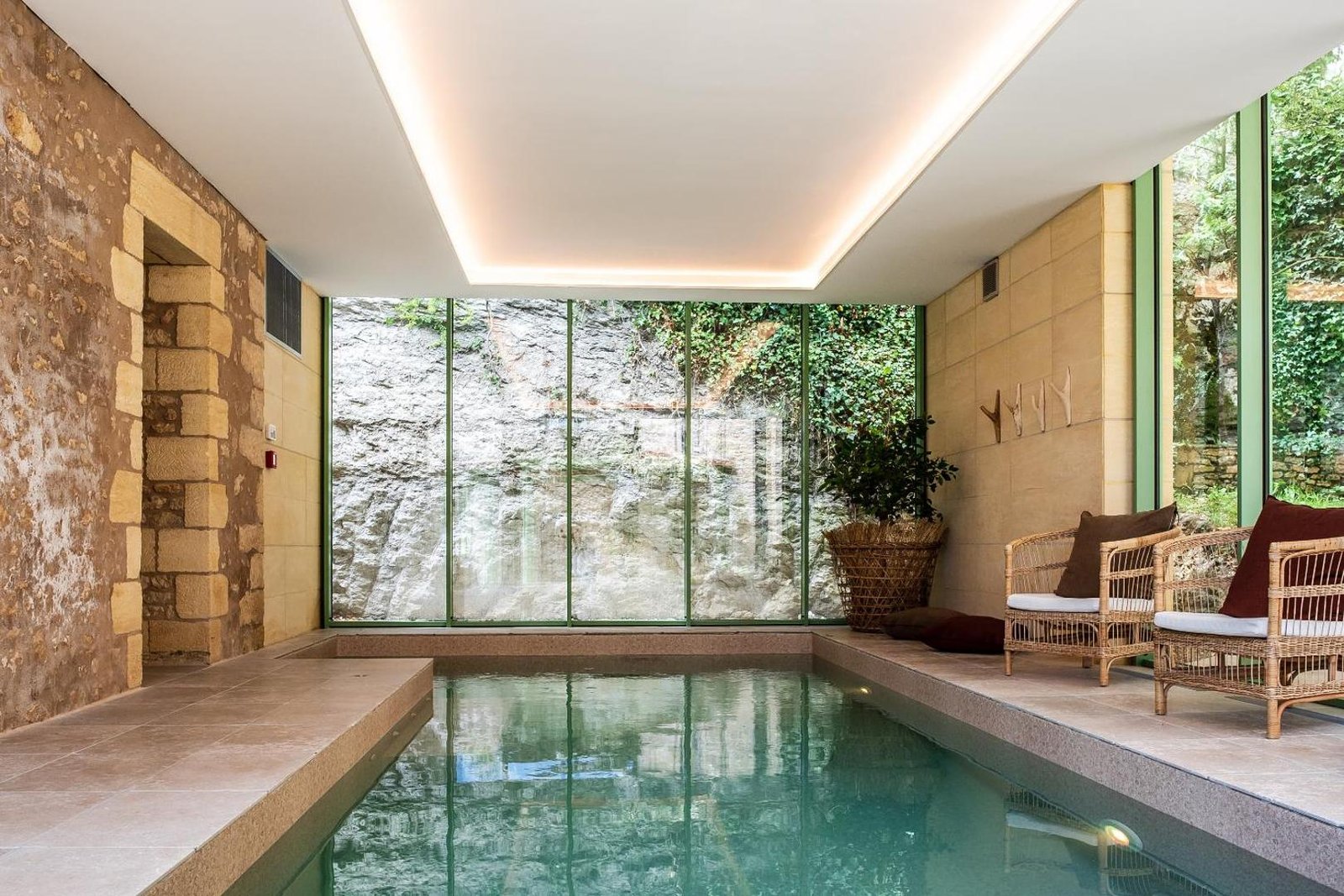 Hotel restaurant de Bouilhac, the pool