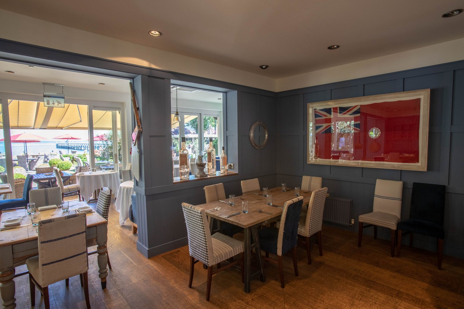 The George Hotel, the conservatory restaurant