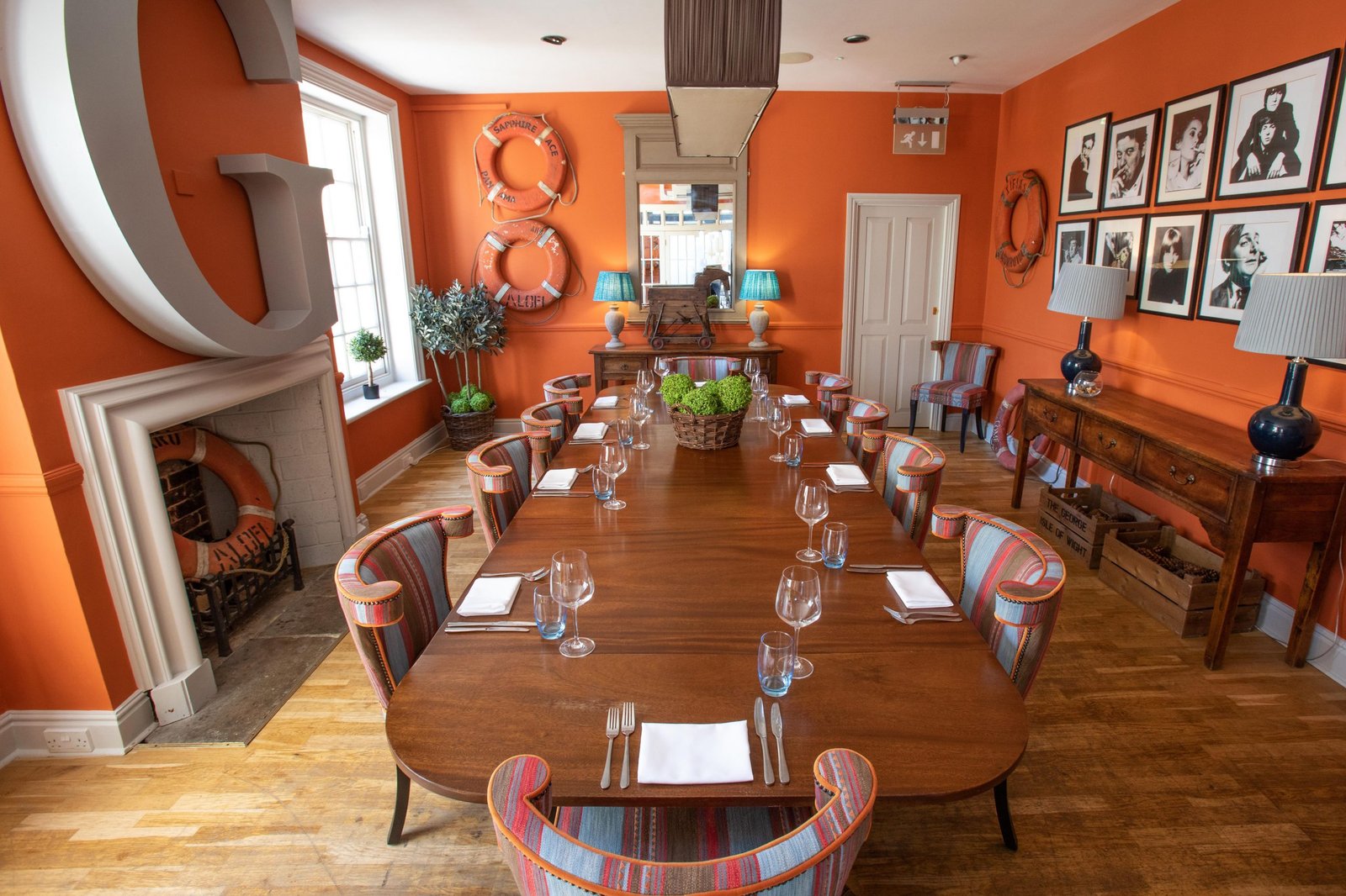 The George Hotel, at the table