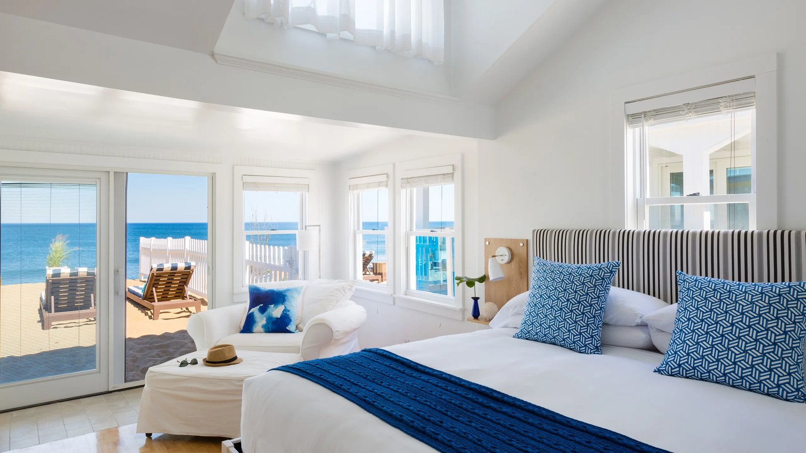 Blue - Inn on the Beach, rooms