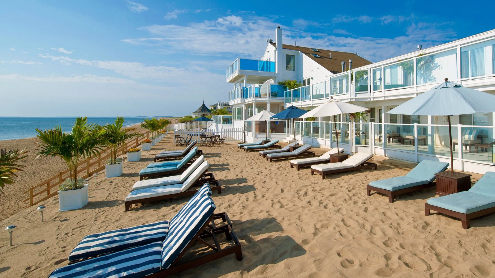 Blue - Inn on the Beach