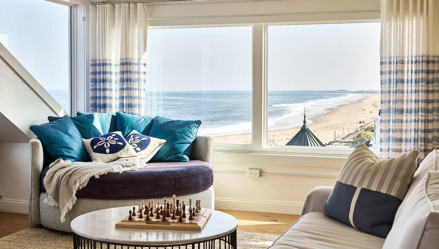 Blue - Inn on the Beach