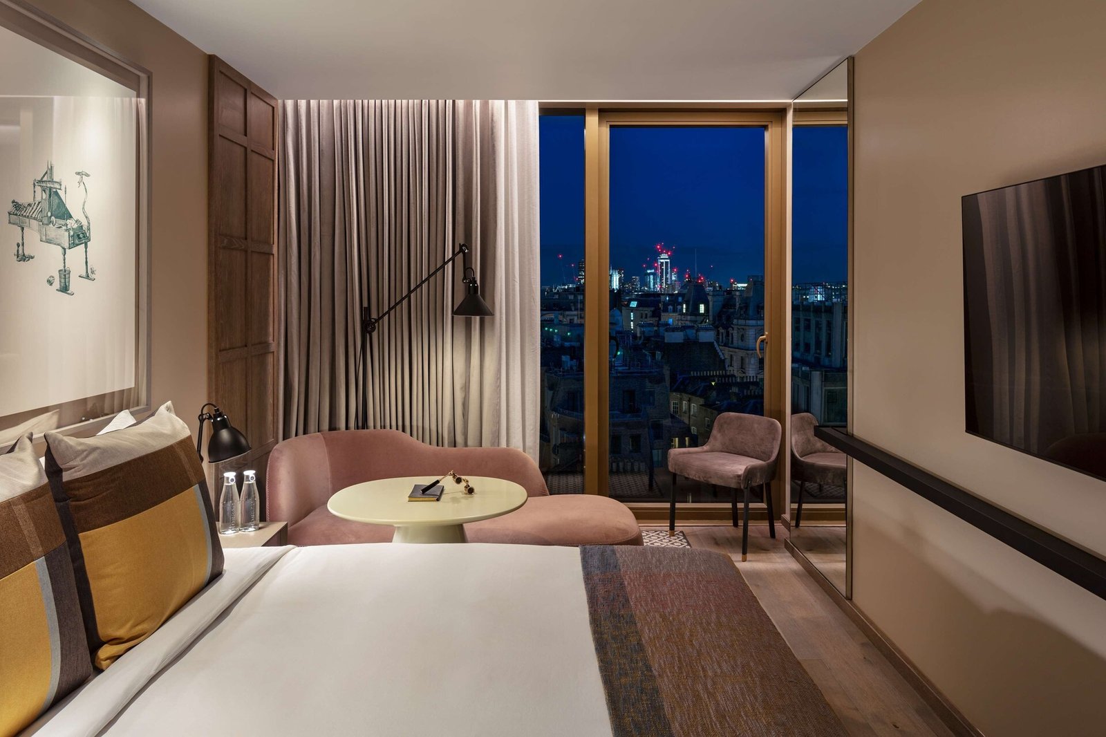 The Londoner Hotel — rooms