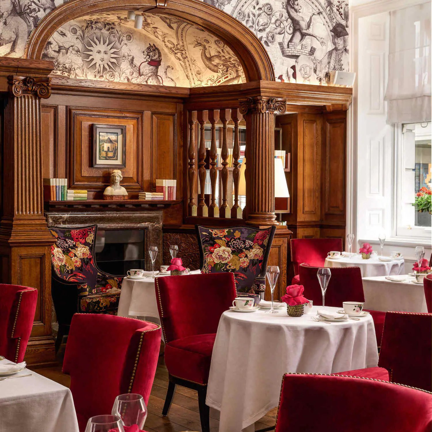 Brown's Hotel, at the table