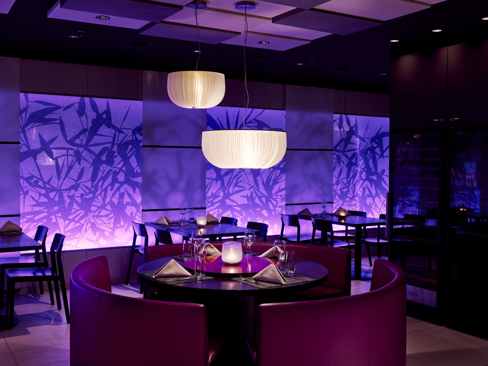 Swissôtel Kursaal Bern, at the table