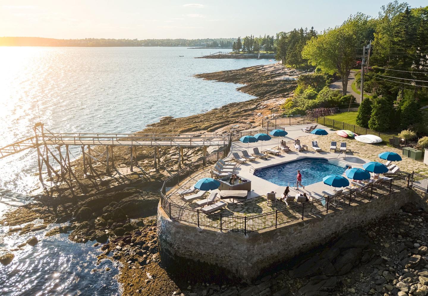 Spruce Point Inn Resort & Spa