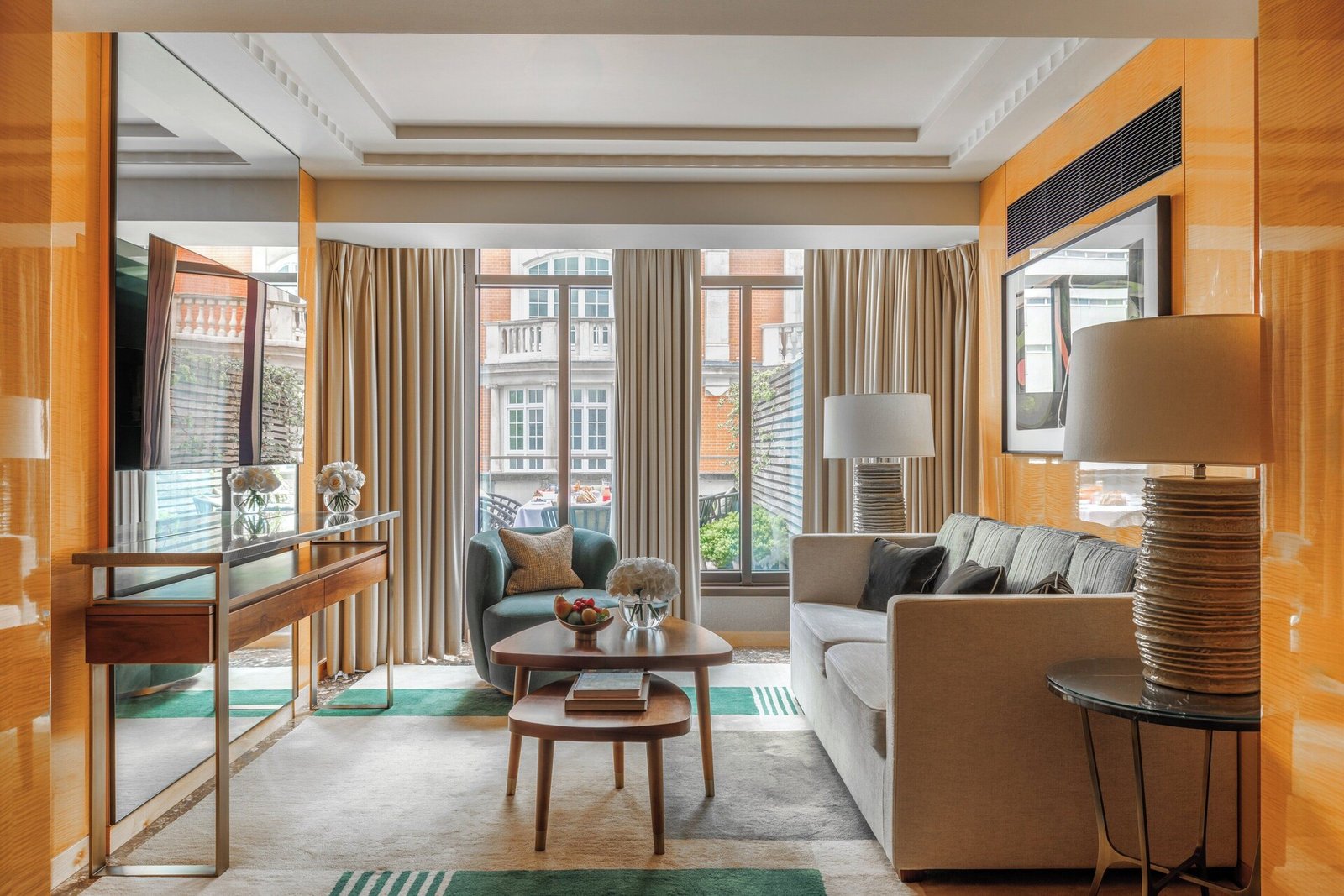 Four Seasons Hotel London at Park Lane — rooms