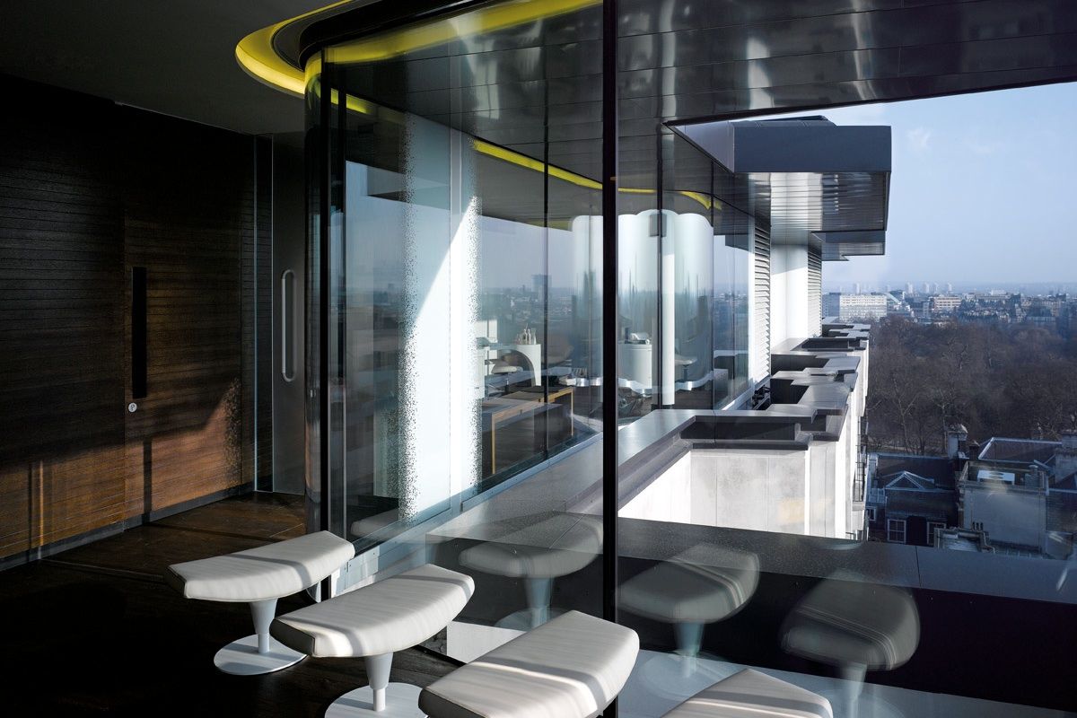 Four Seasons Hotel London at Park Lane — backstory