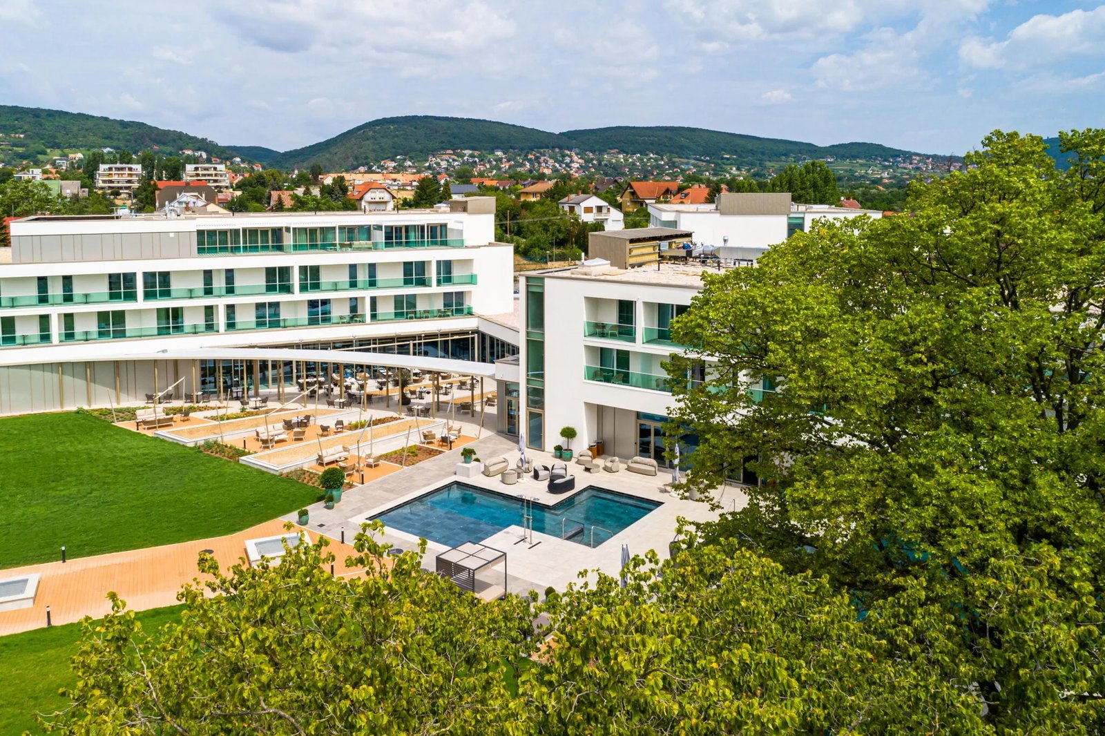 Hotel Vinifera Wine&Spa, the pool